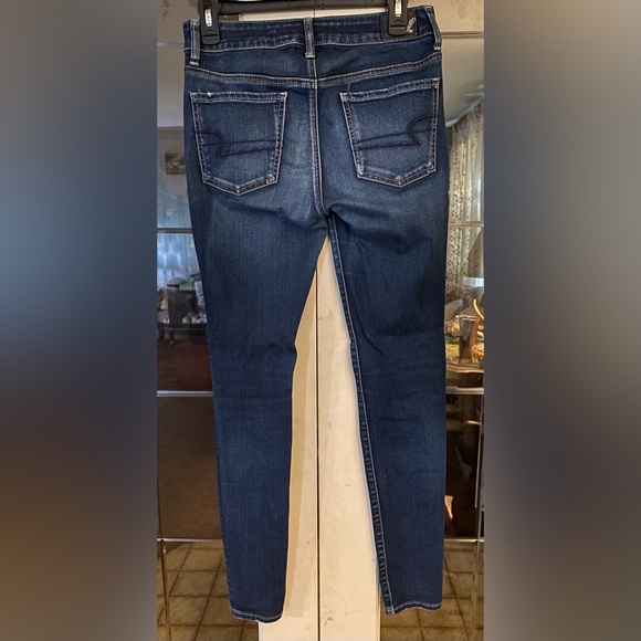 American Eagle Jegging Style Jeans - Picture 2 of 3